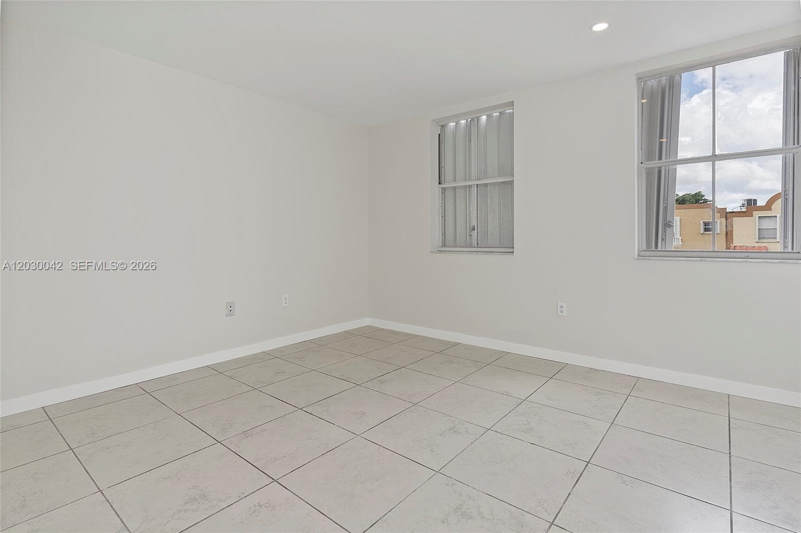 8631 NW 4th Ter # 1001, Miami FL 33126 — 18
