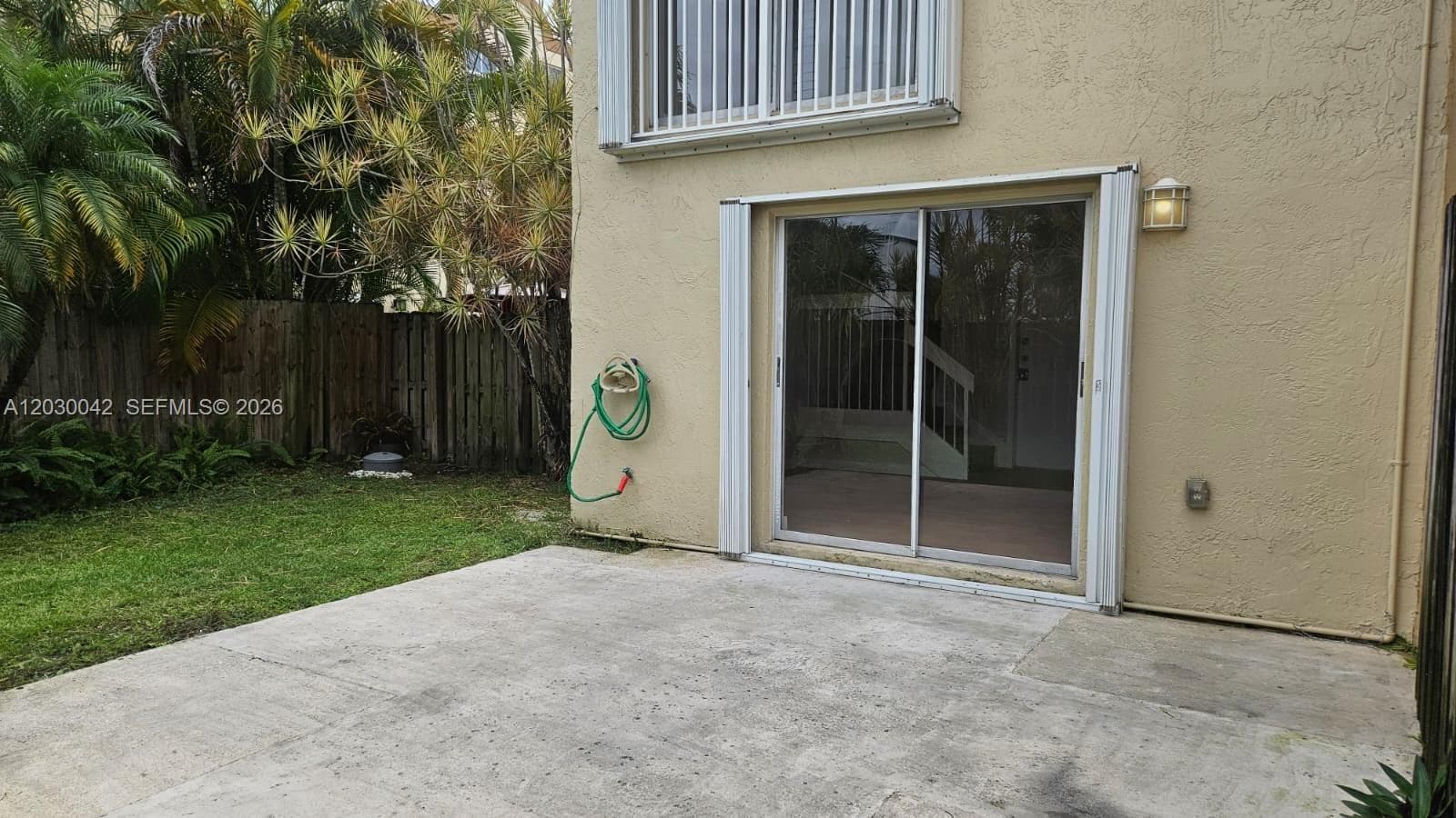 8631 NW 4th Ter # 1001, Miami FL 33126 — 50