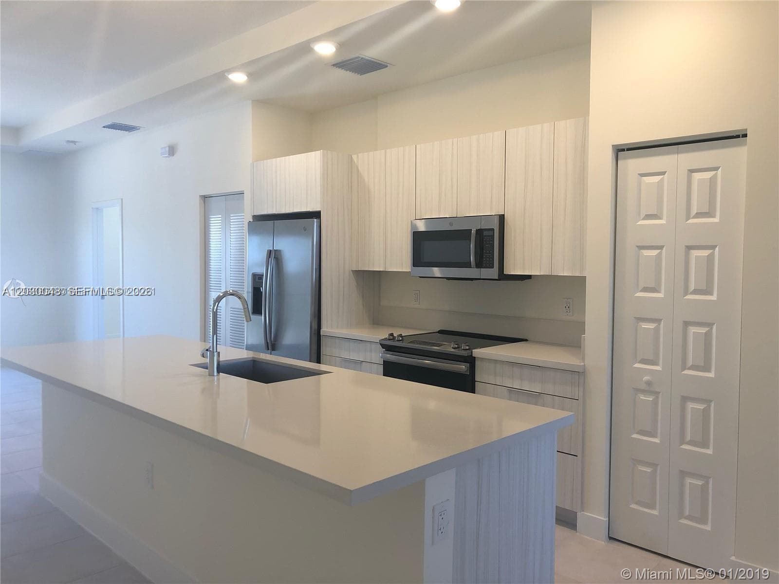 7825 NW 104 AVE # 34, Doral FL 33178 — 1