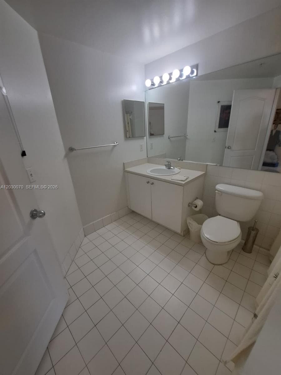 5085 NW 7th St # 602, Miami FL 33126 — 7