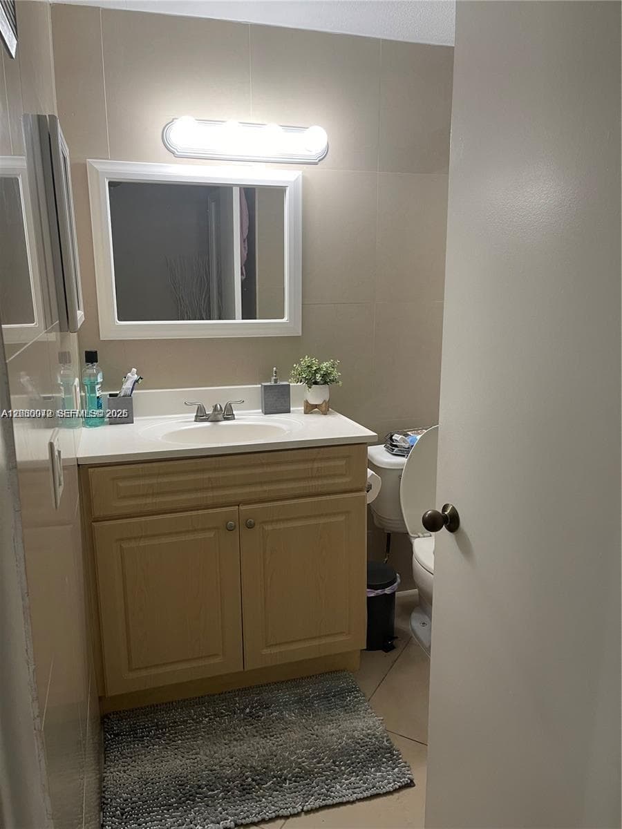 8100 Geneva Ct # 446, Doral FL 33166 — 2