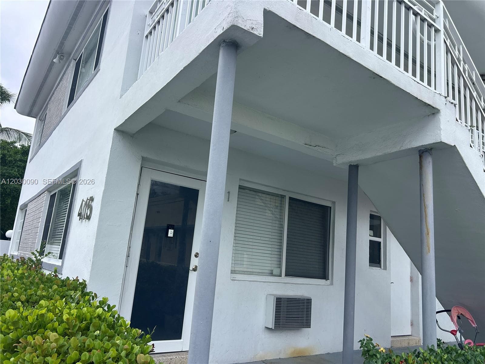 415 76th St # 8, Miami Beach FL 33141 — 1