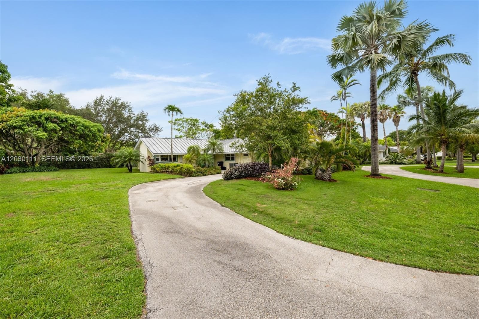 7350 SW 129th St, Pinecrest FL 33156 — 56