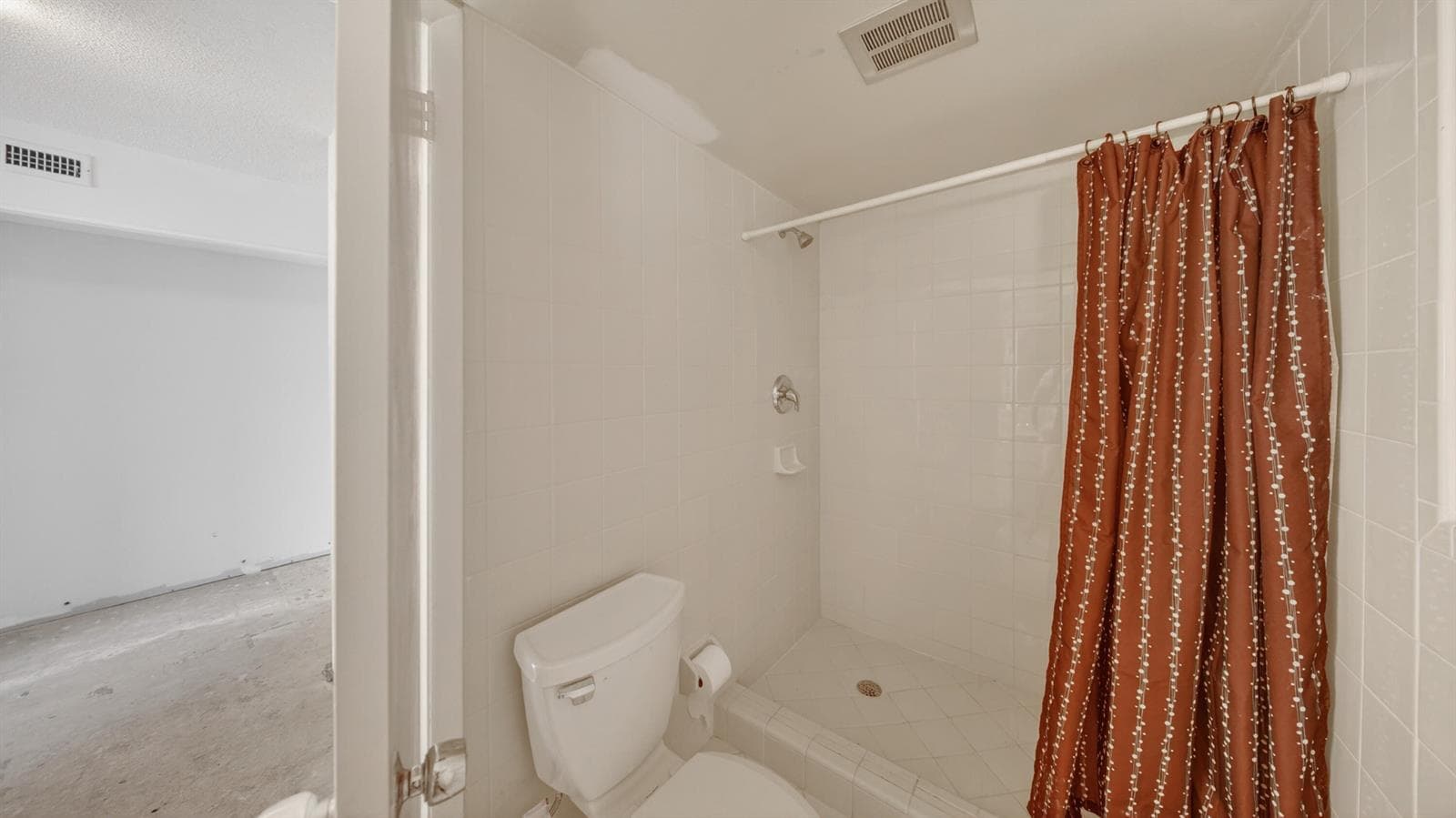 1100 NE 191st Street # 44, Miami FL 33179 — 23