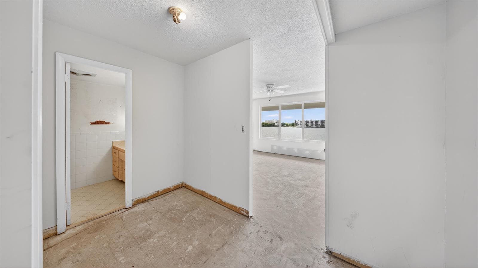 1100 NE 191st Street # 44, Miami FL 33179 — 19