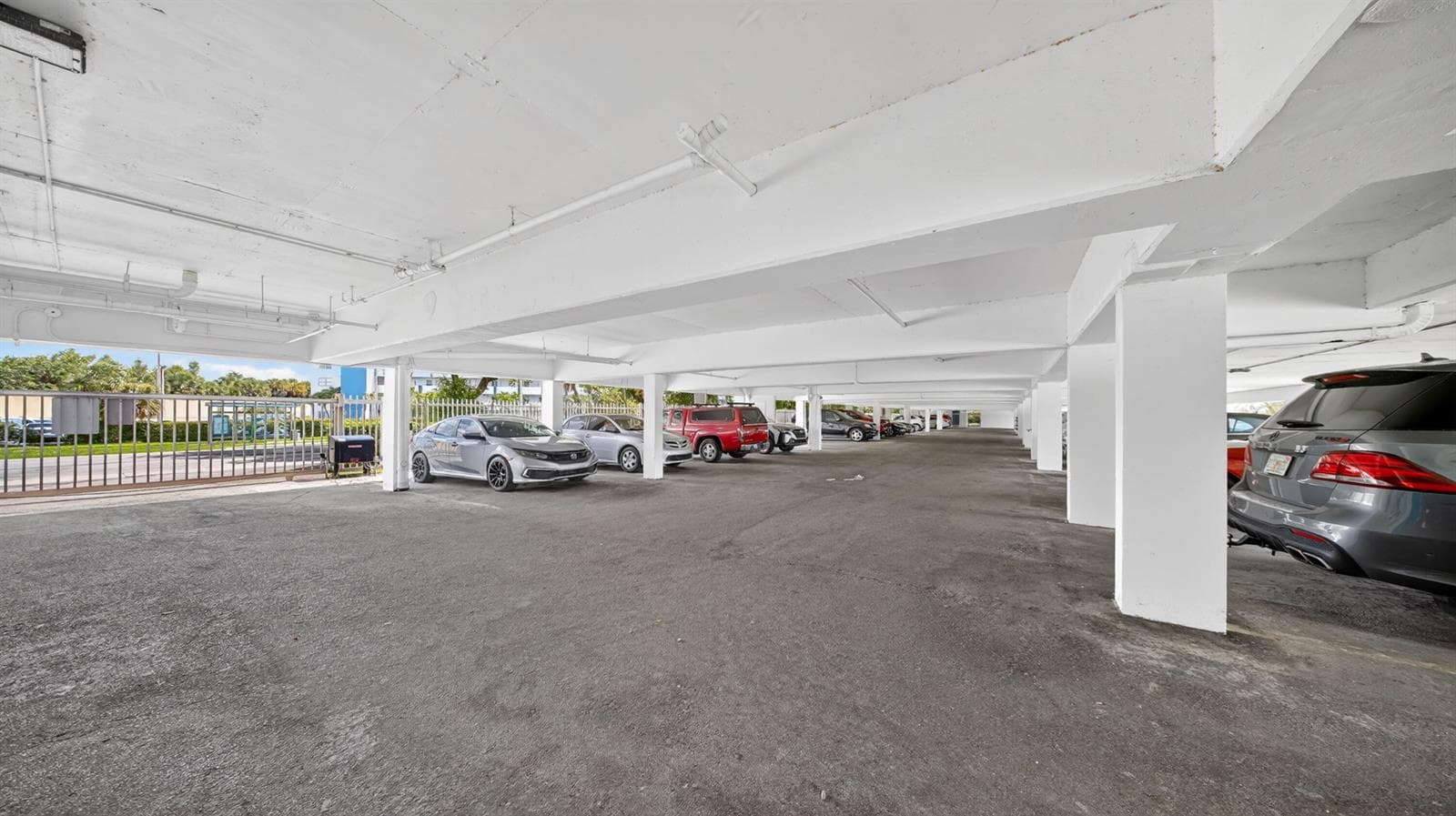 1100 NE 191st Street # 44, Miami FL 33179 — 29
