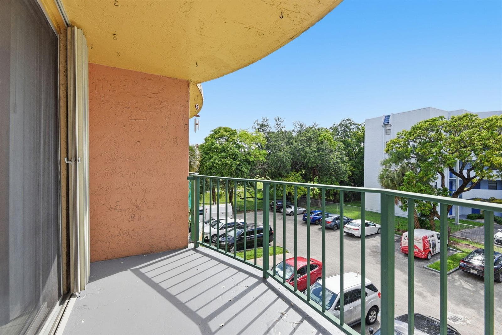 9360 Fontainebleau Boulevard Apt 310, Miami FL 33172 — 11