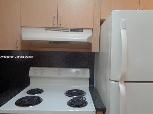 16150 NE 21st Ave # 6, North Miami Beach FL 33162 — 8