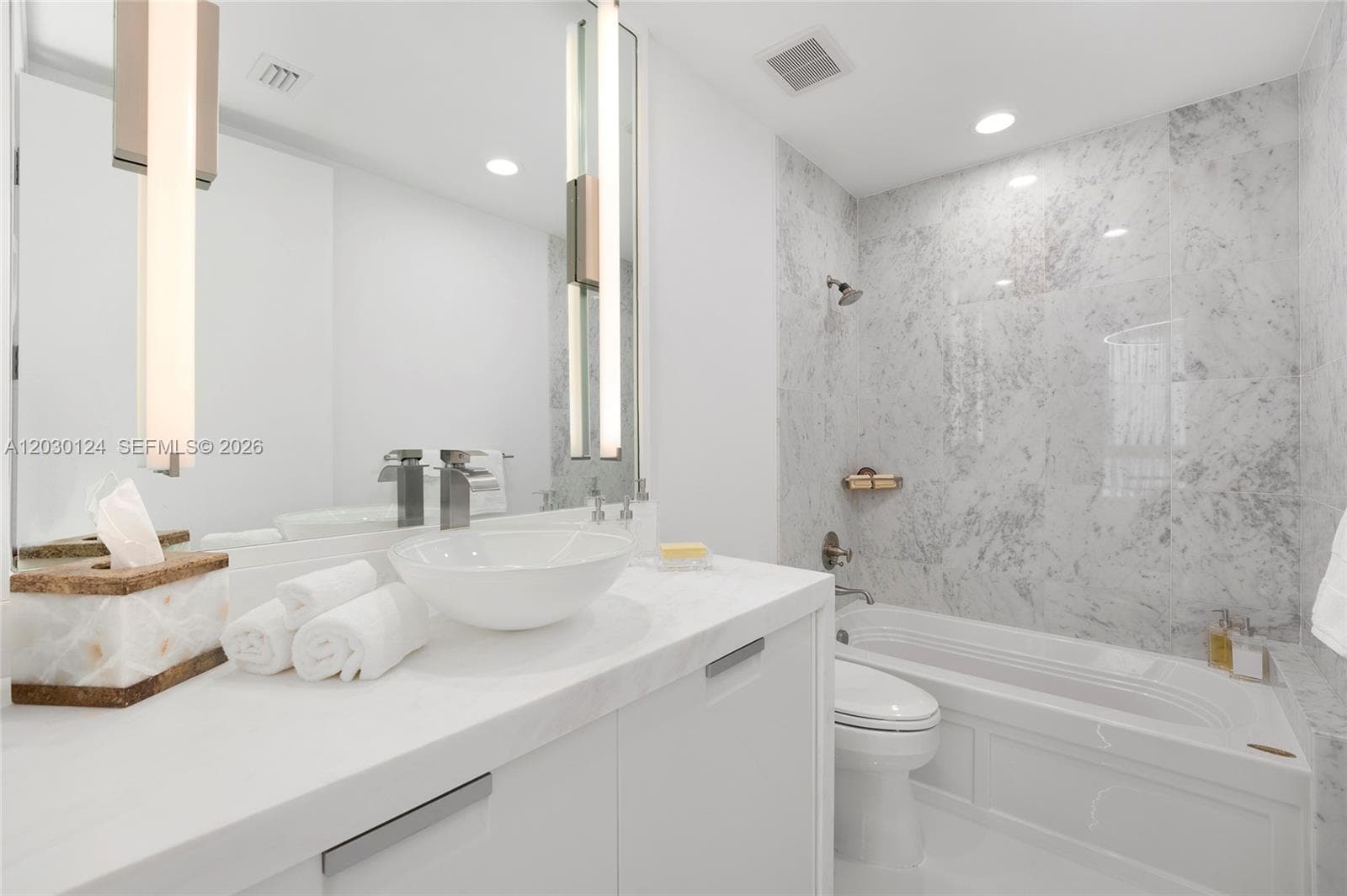 5959 Collins Ave # 807, Miami Beach FL 33140 — 17