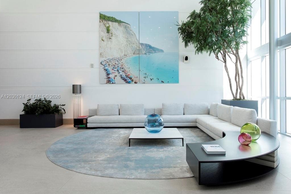 5959 Collins Ave # 807, Miami Beach FL 33140 — 43