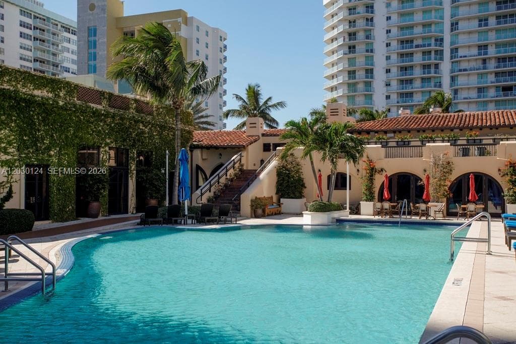 5959 Collins Ave # 807, Miami Beach FL 33140 — 53