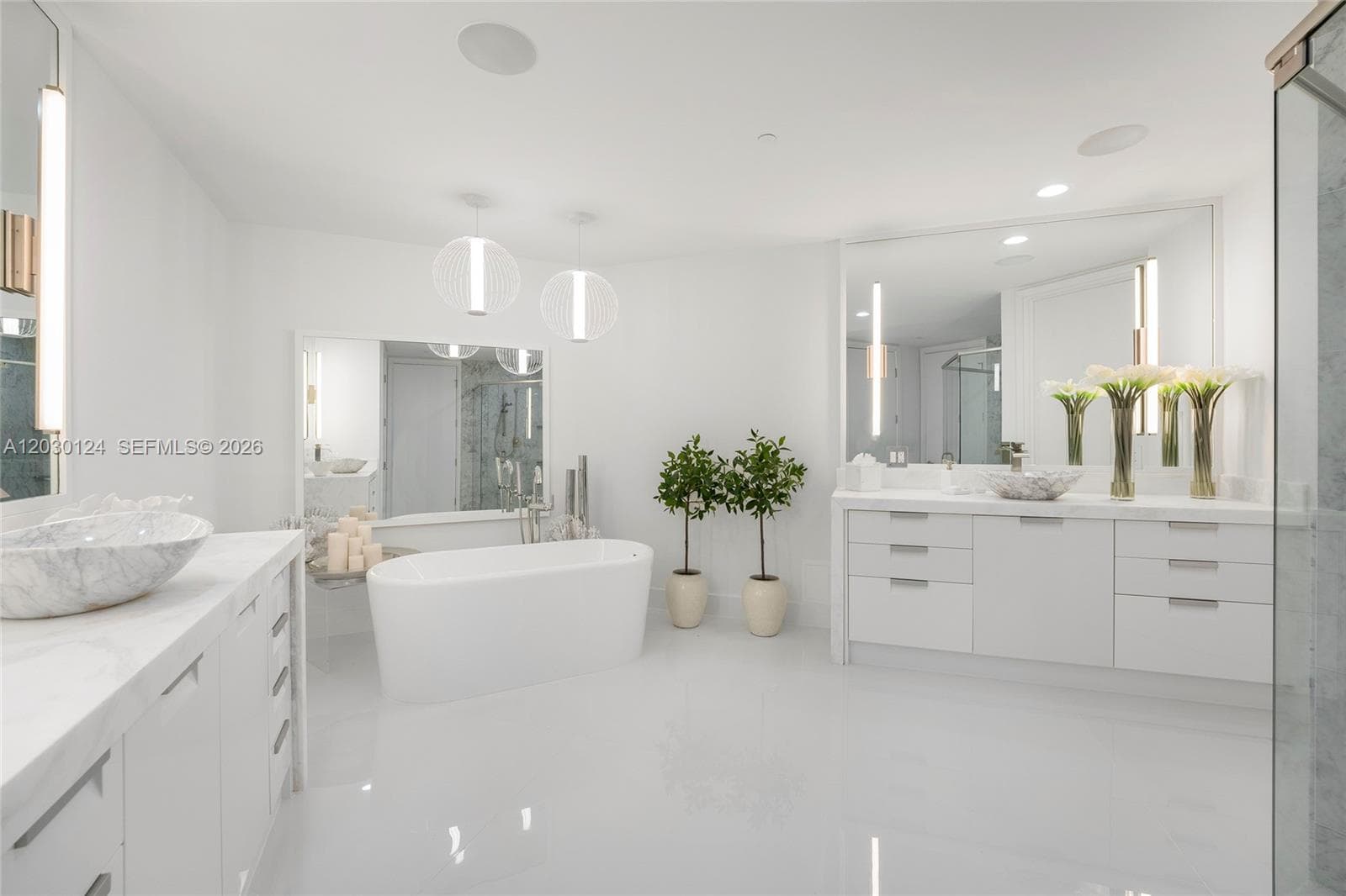 5959 Collins Ave # 807, Miami Beach FL 33140 — 40