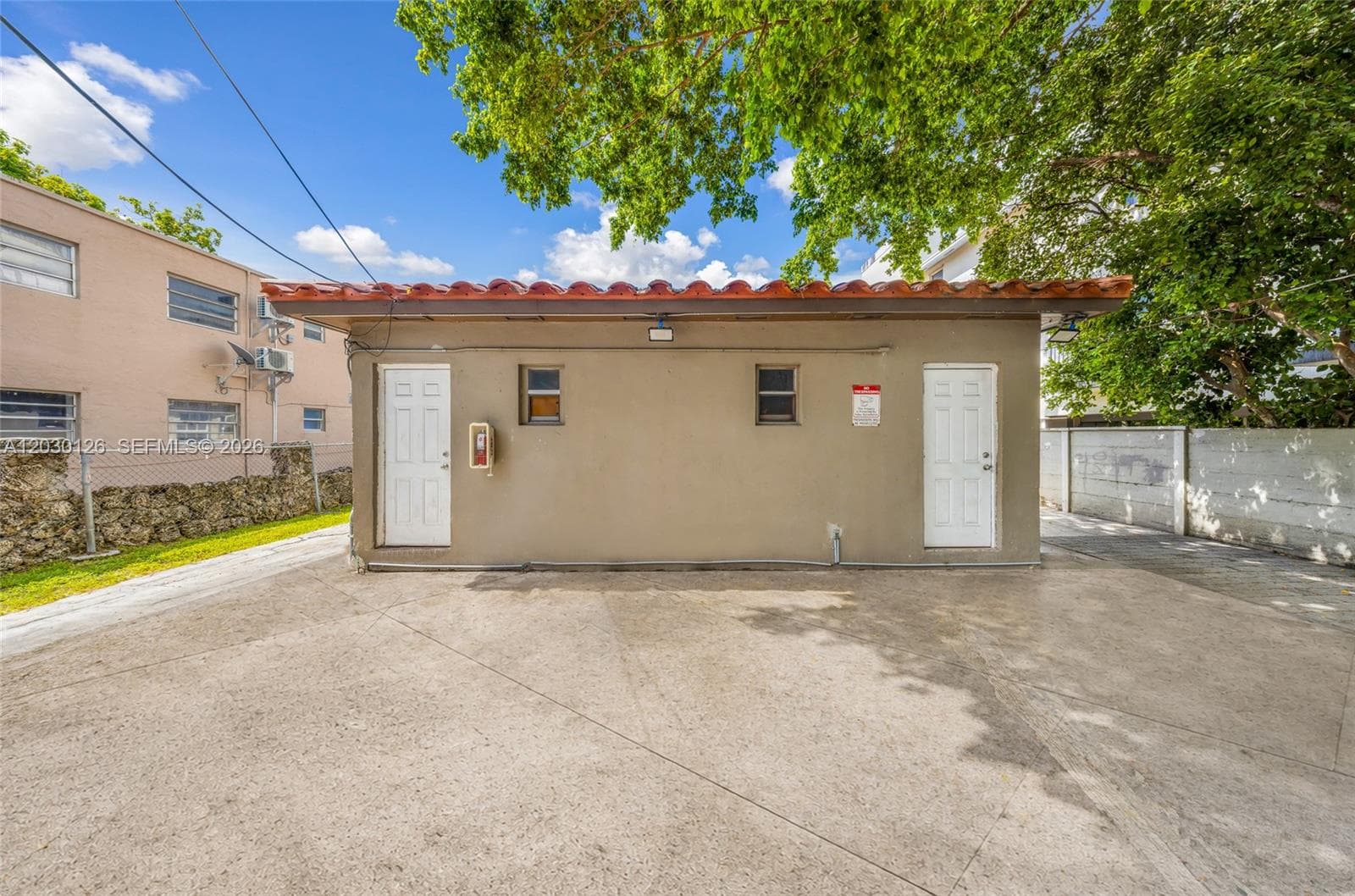 1035 NW 4th St, Miami FL 33128 — 10