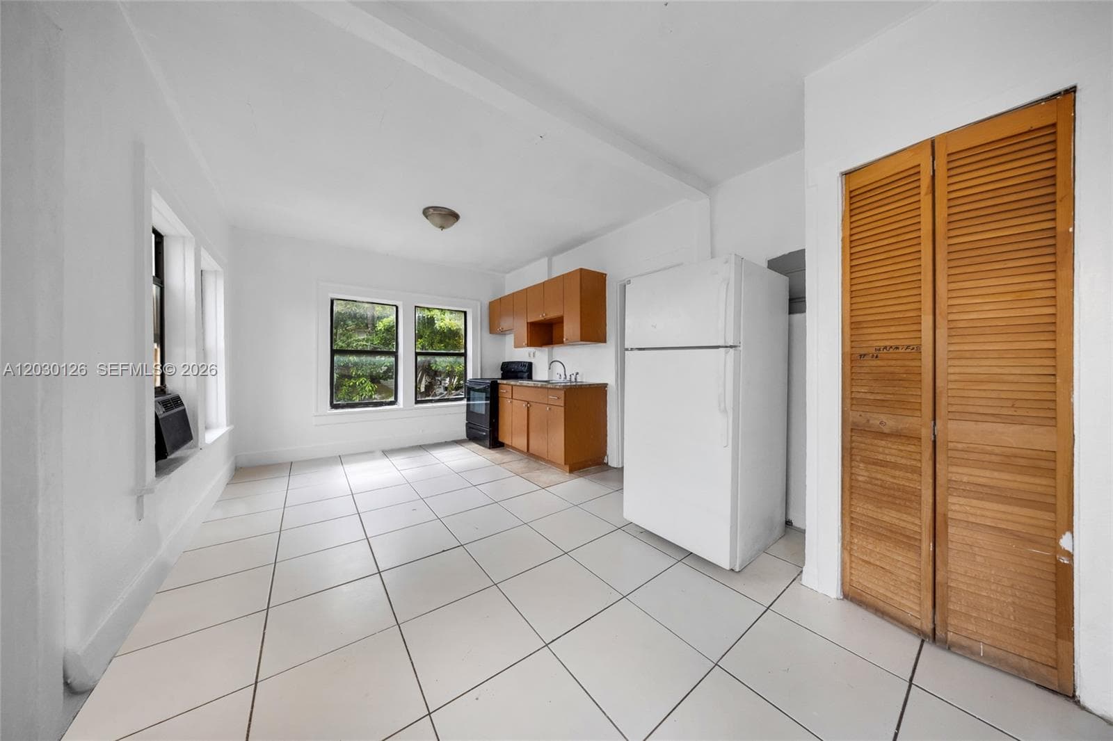 1035 NW 4th St, Miami FL 33128 — 39
