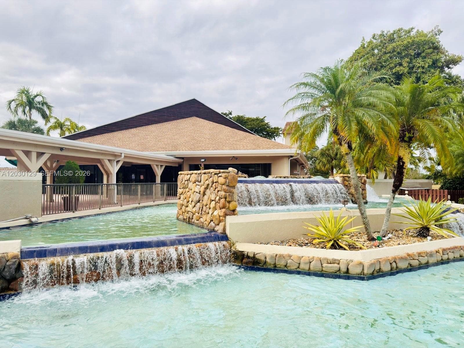5239 SW 153rd Ave, Miami FL 33185 — 27