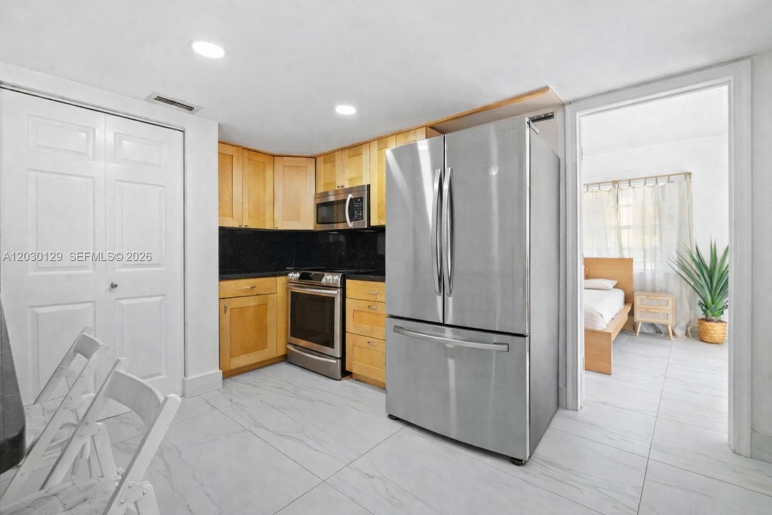 5239 SW 153rd Ave, Miami FL 33185 — 6