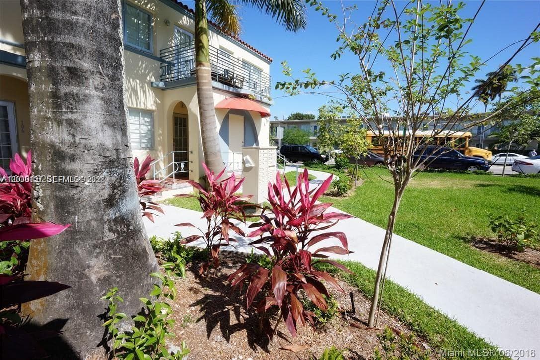 1450 Meridian Ave # 105, Miami Beach FL 33139 — 17