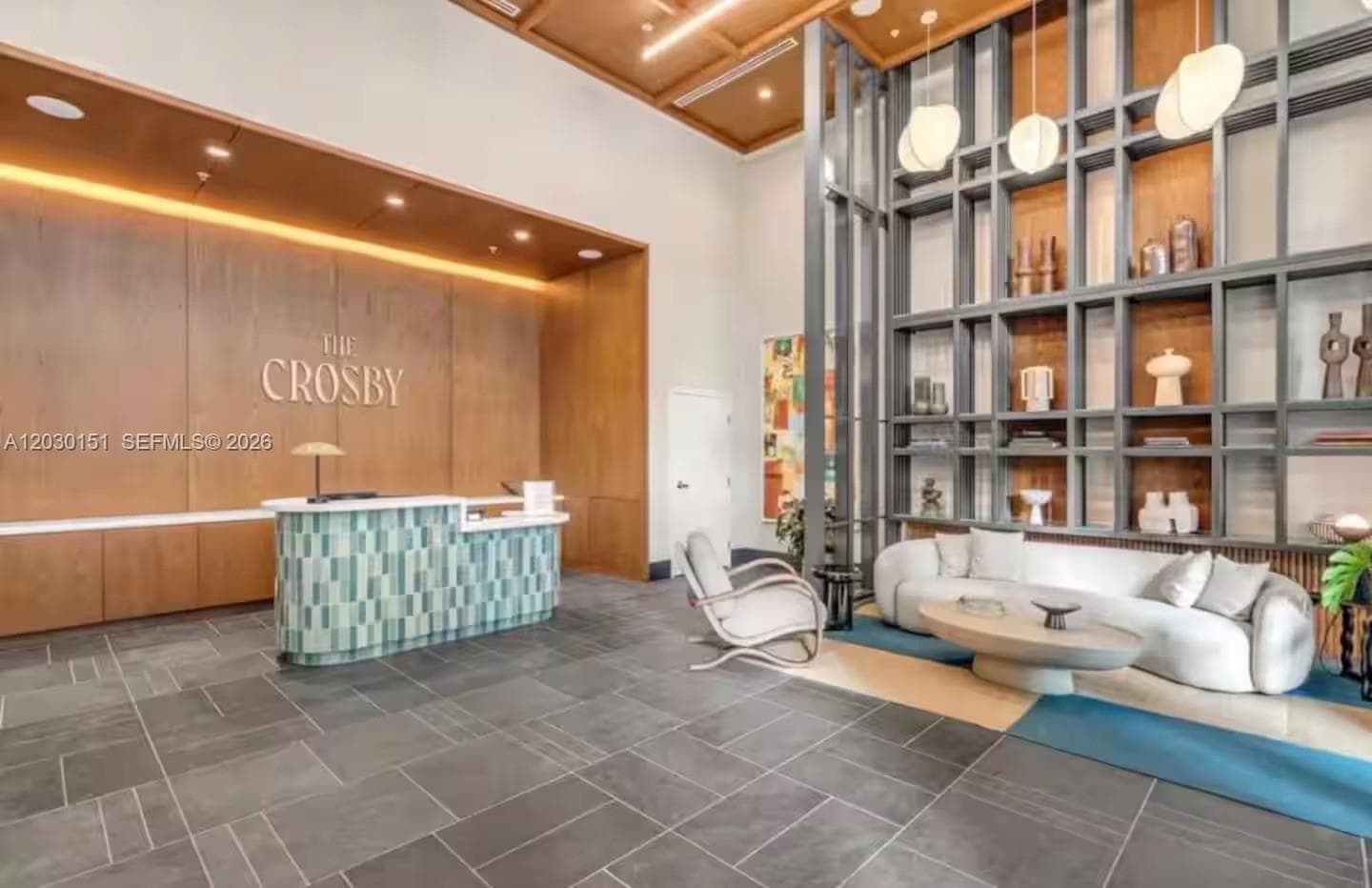 11 NE 6th St # 1212, Miami FL 33132 — 14