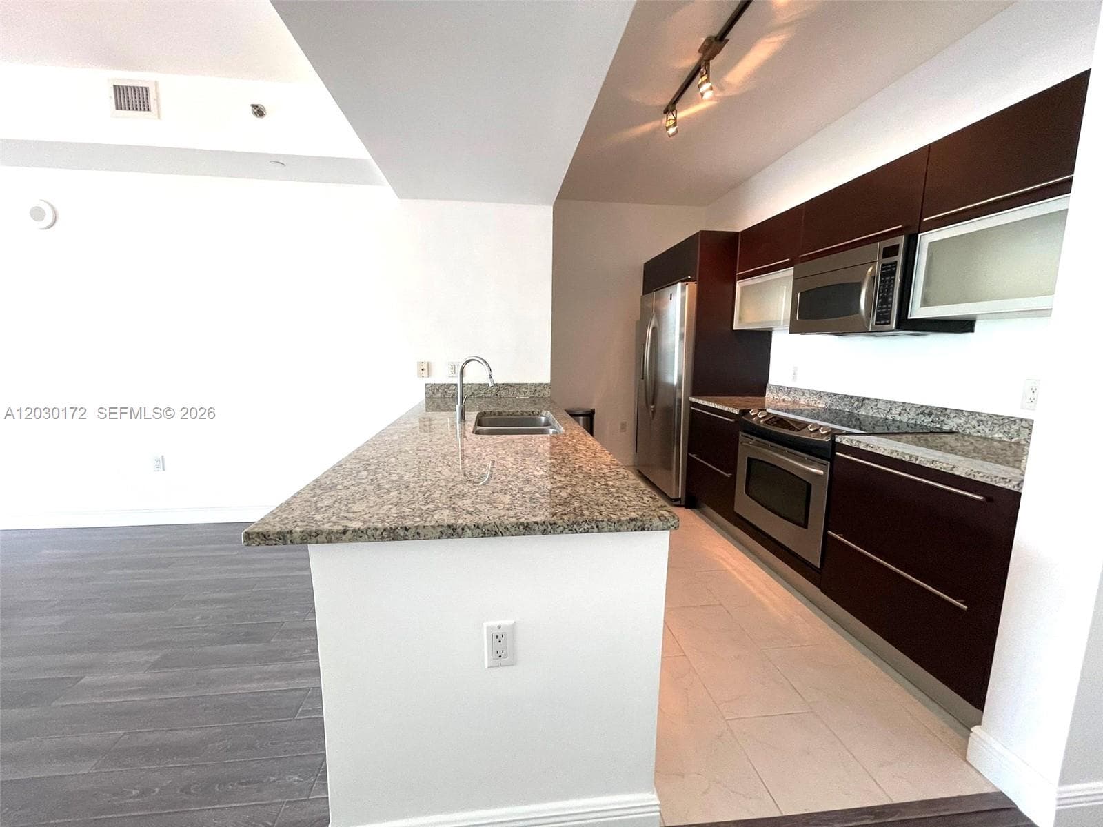 951 Brickell Ave # 3600, Miami FL 33131 — 2