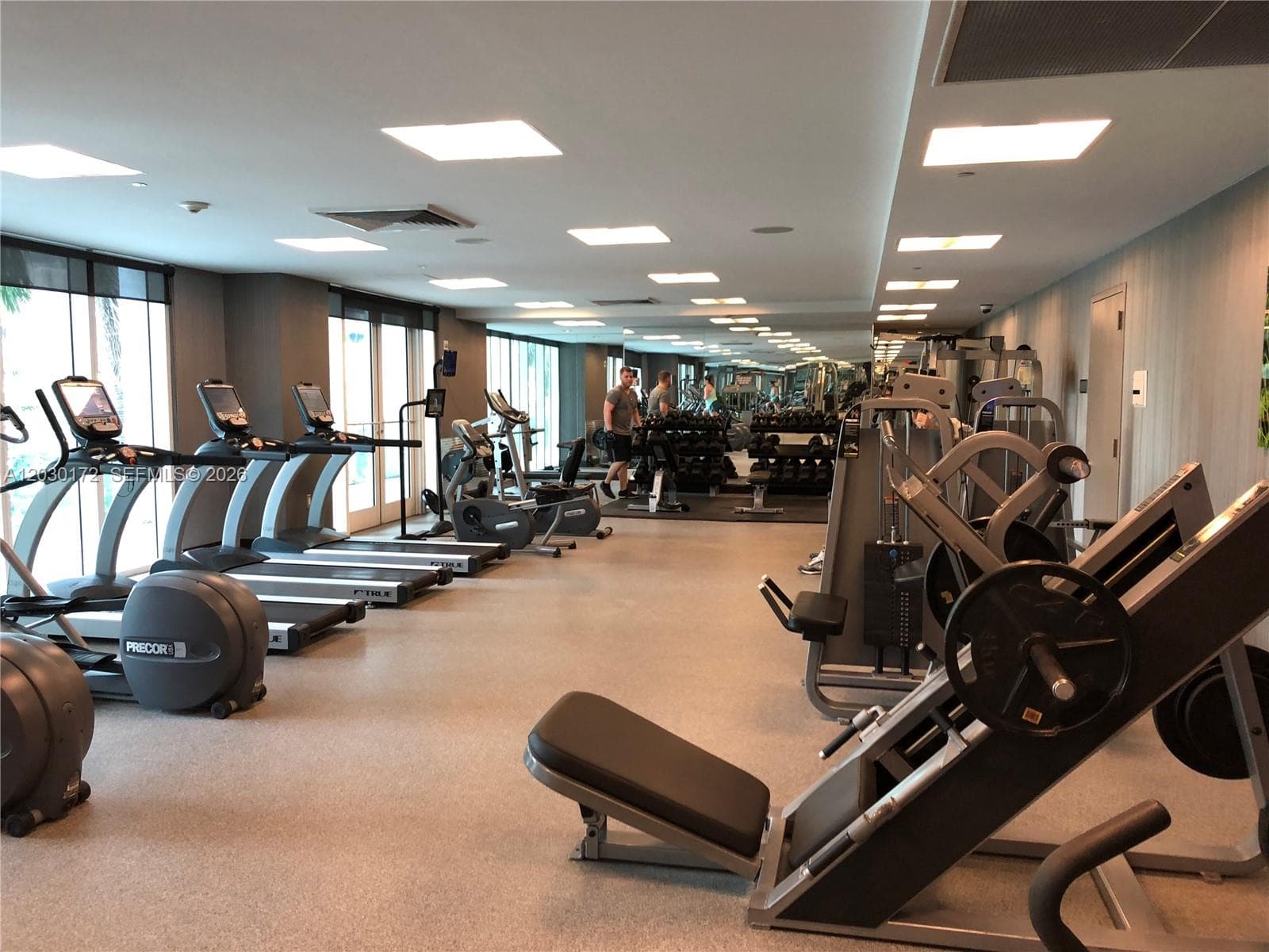 951 Brickell Ave # 3600, Miami FL 33131 — 32