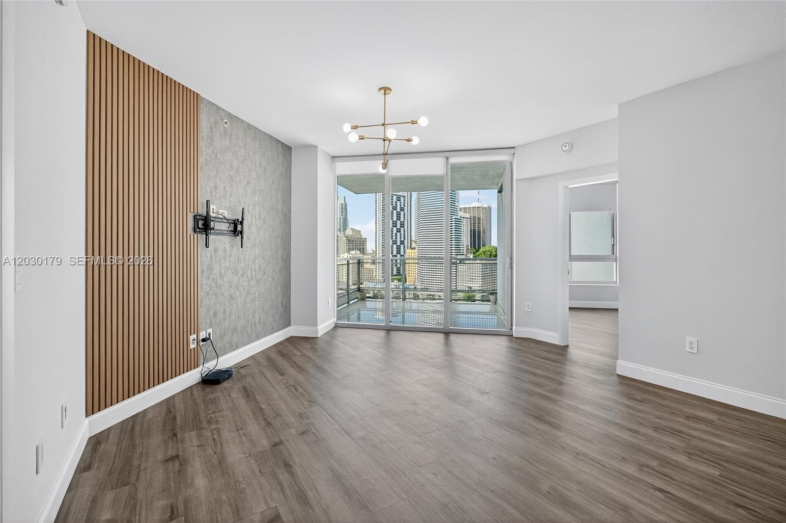 350 S Miami Ave # 1705, Miami FL 33130 — 6