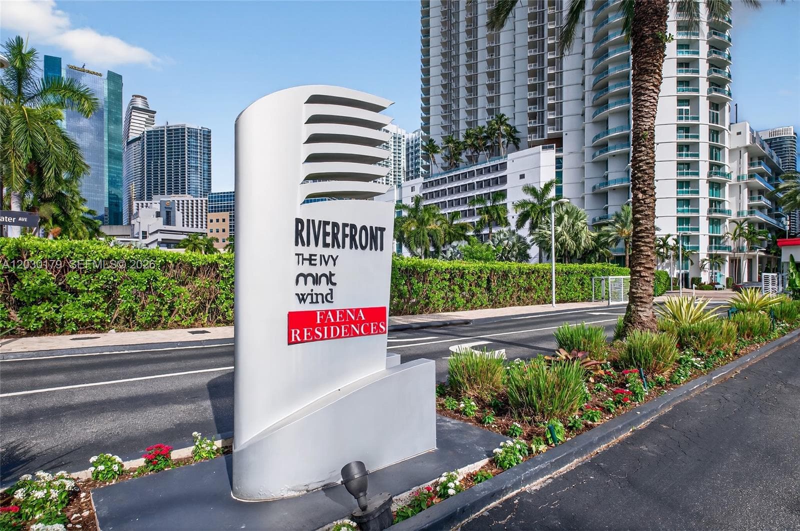 350 S Miami Ave # 1705, Miami FL 33130 — 46