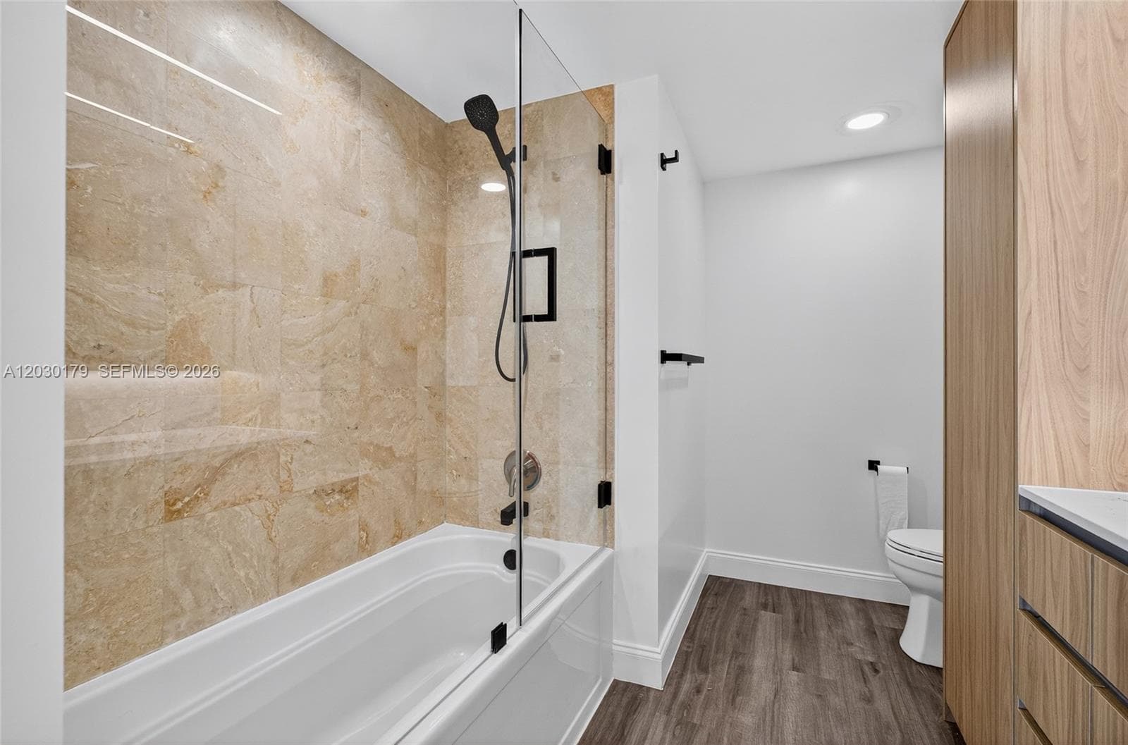 350 S Miami Ave # 1705, Miami FL 33130 — 26