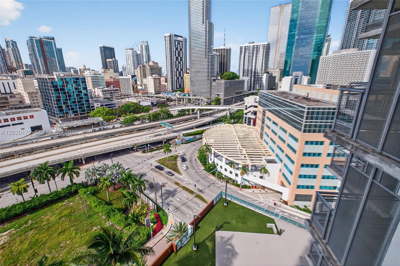 350 S Miami Ave # 1705, Miami FL 33130 — 36