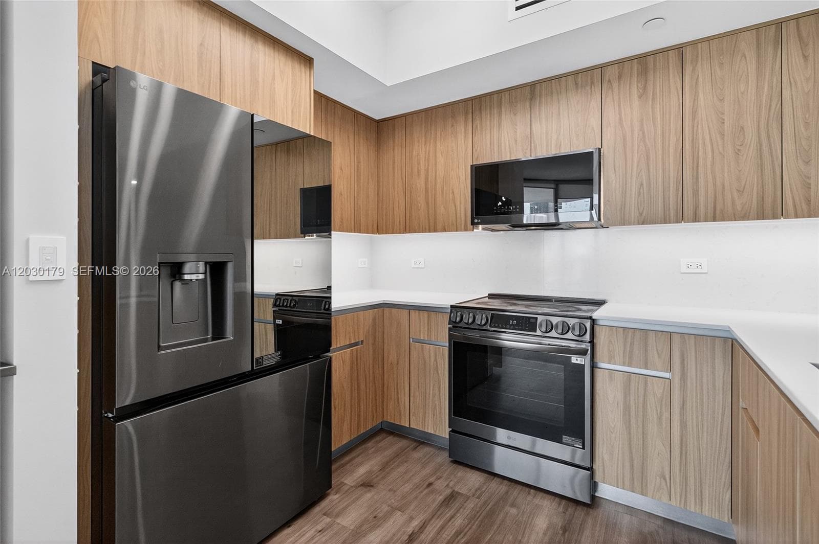 350 S Miami Ave # 1705, Miami FL 33130 — 15