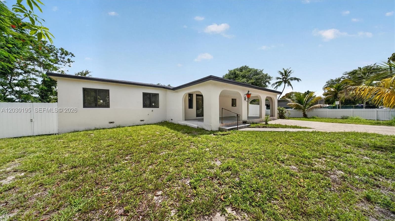 900 Superior St, Opa-Locka FL 33054 — 44
