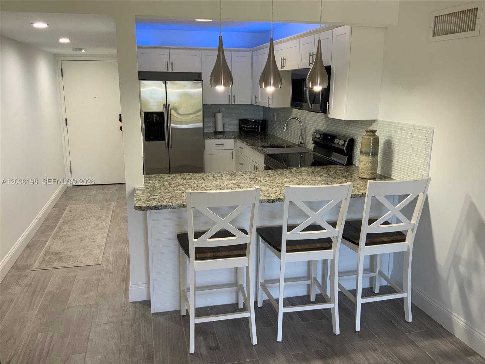 6444 Collins Ave # A6, Miami Beach FL 33141 — 5