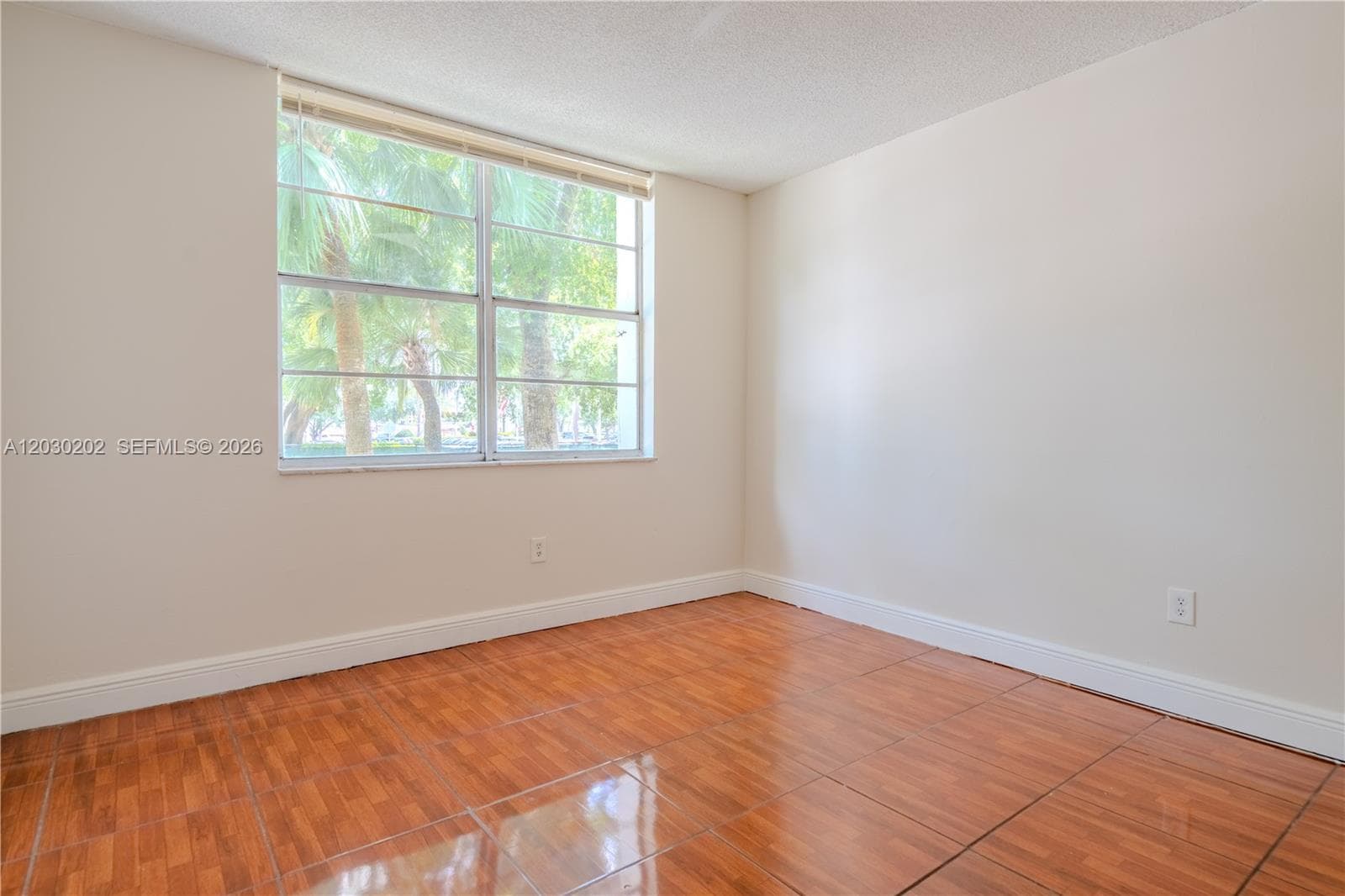 482 NW 165th St Rd # 201, Miami FL 33169 — 12