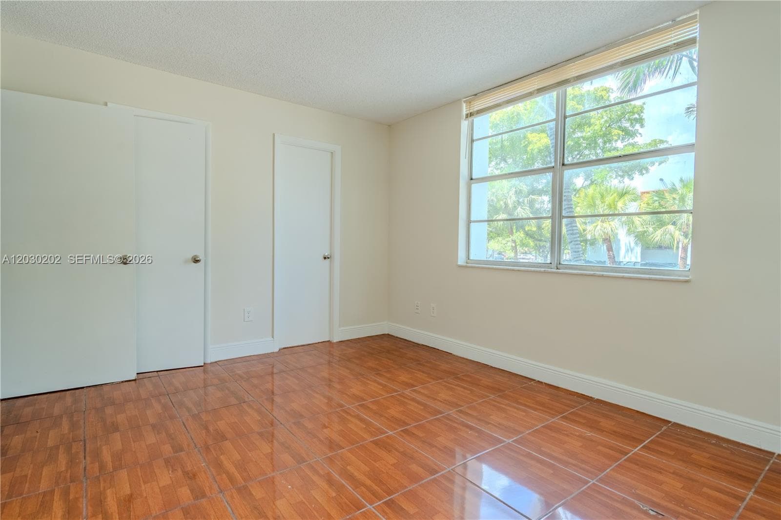 482 NW 165th St Rd # 201, Miami FL 33169 — 8