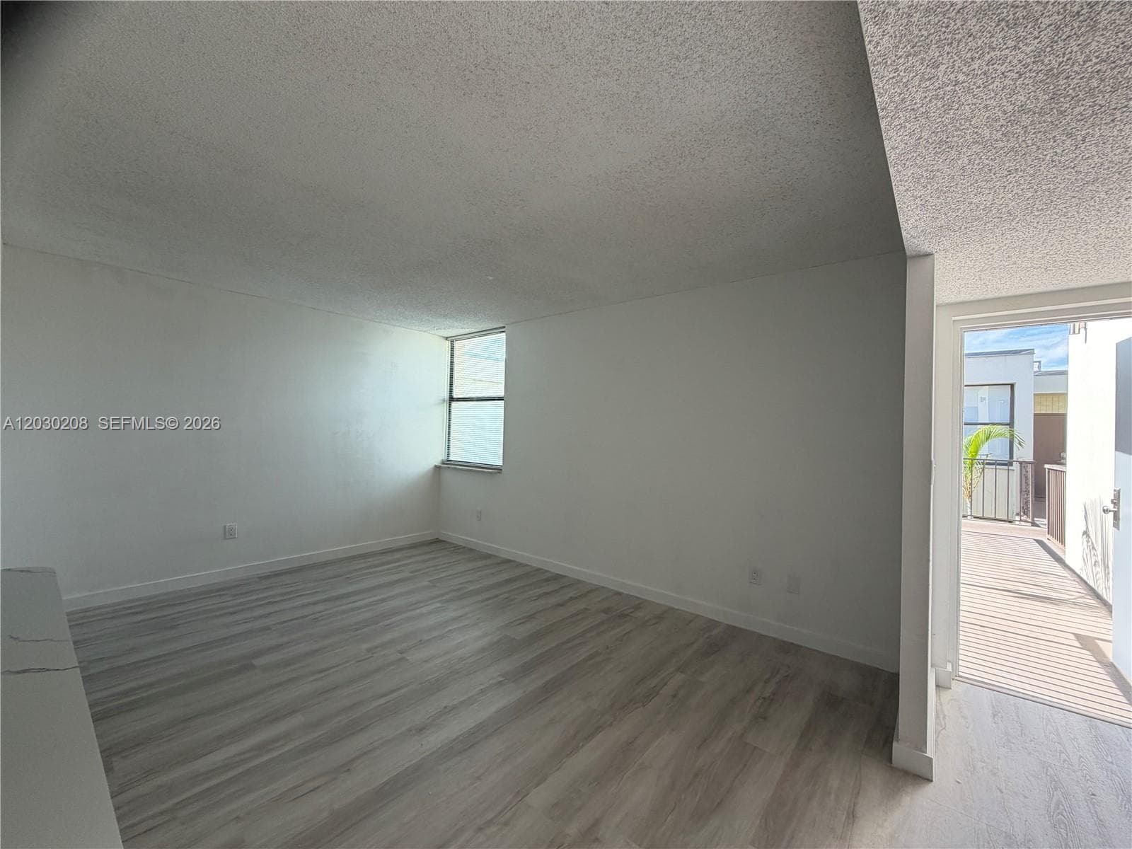 20200 W Country Club Dr, Aventura FL 33180 — 14