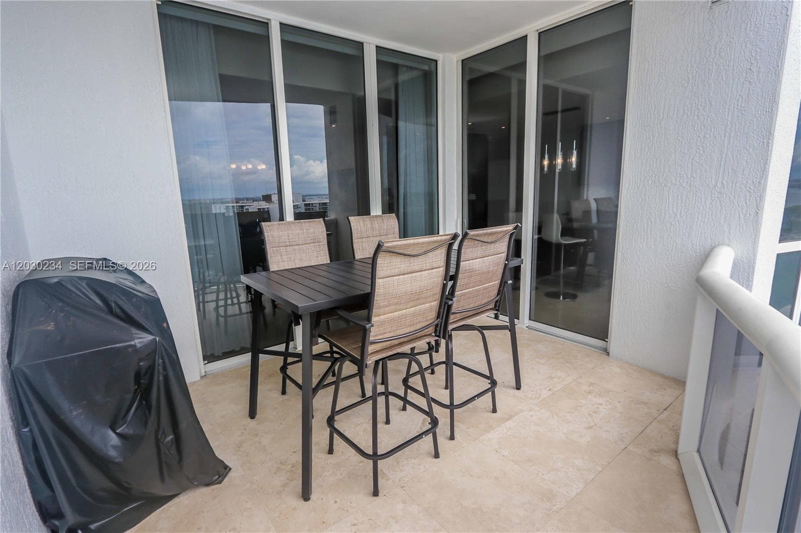 15901 Collins Ave # 2004, Sunny Isles Beach FL 33160 — 17