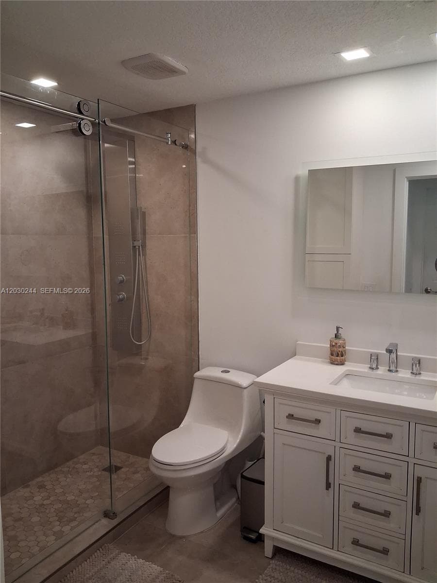17531 NW 62nd Pl N, Hialeah FL 33015 — 13