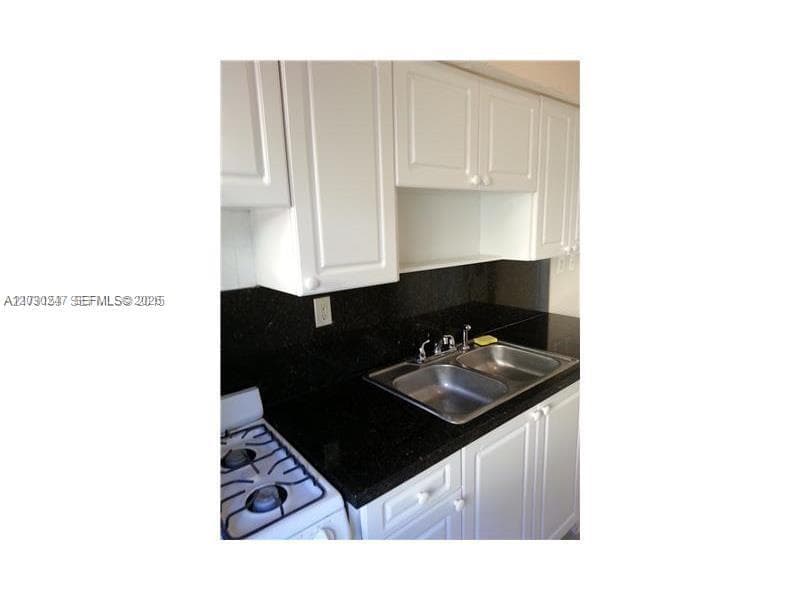 8320 Crespi Blvd # 11, Miami Beach FL 33141 — 4