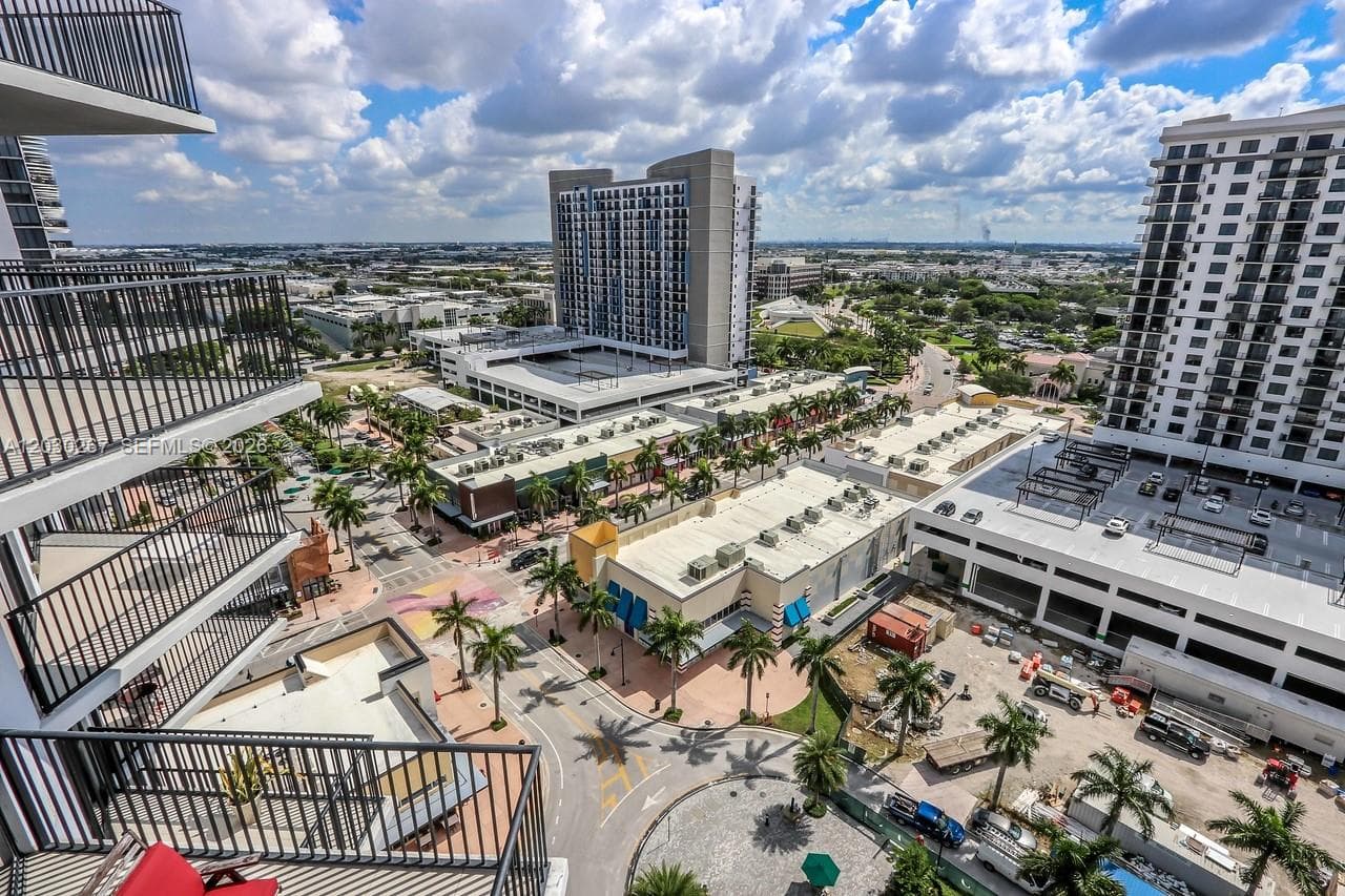 5252 NW 85th Ave # 1509, Doral FL 33166 — 27