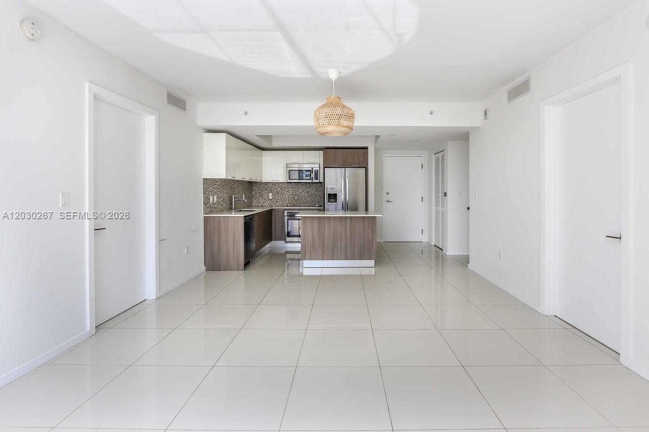 5252 NW 85th Ave # 1509, Doral FL 33166 — 14