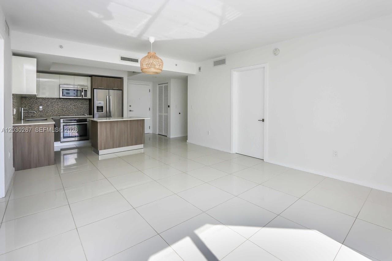 5252 NW 85th Ave # 1509, Doral FL 33166 — 15