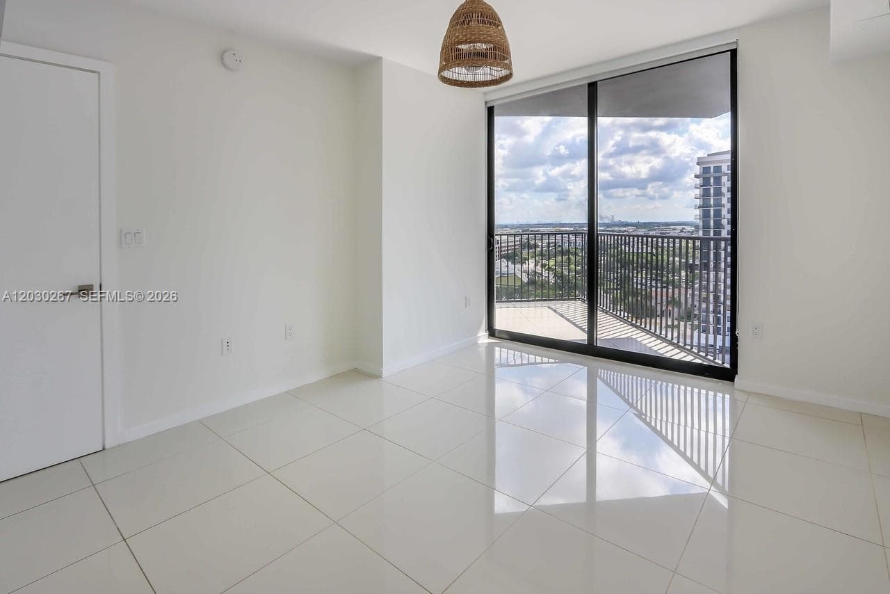 5252 NW 85th Ave # 1509, Doral FL 33166 — 21