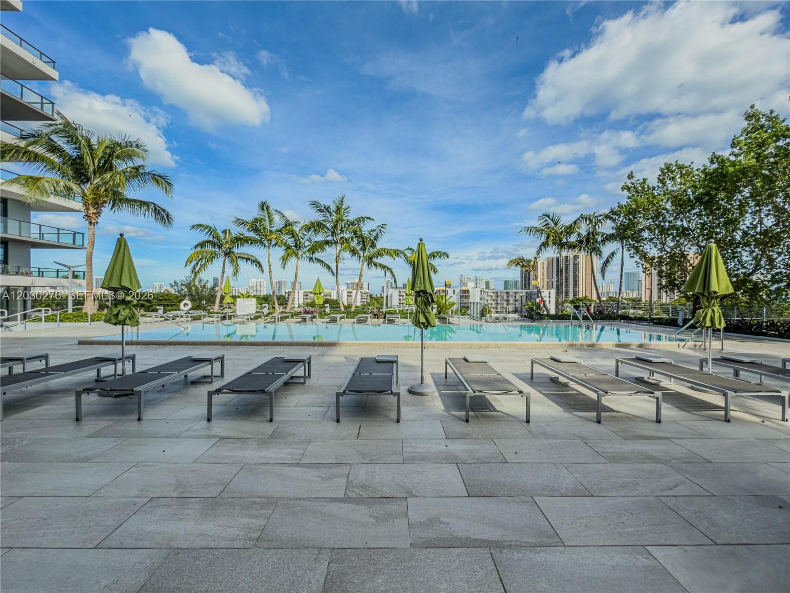 2960 NE 207th St # 1104, Aventura FL 33180 — 43