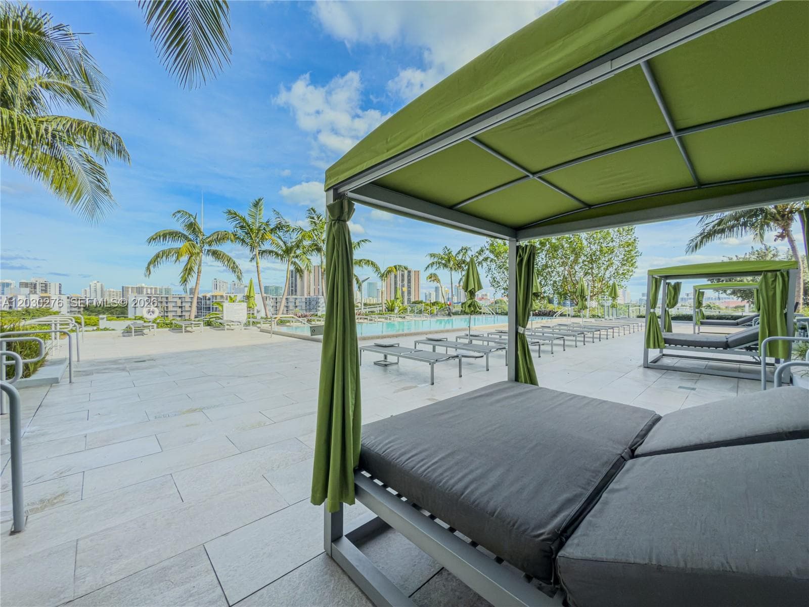 2960 NE 207th St # 1104, Aventura FL 33180 — 40