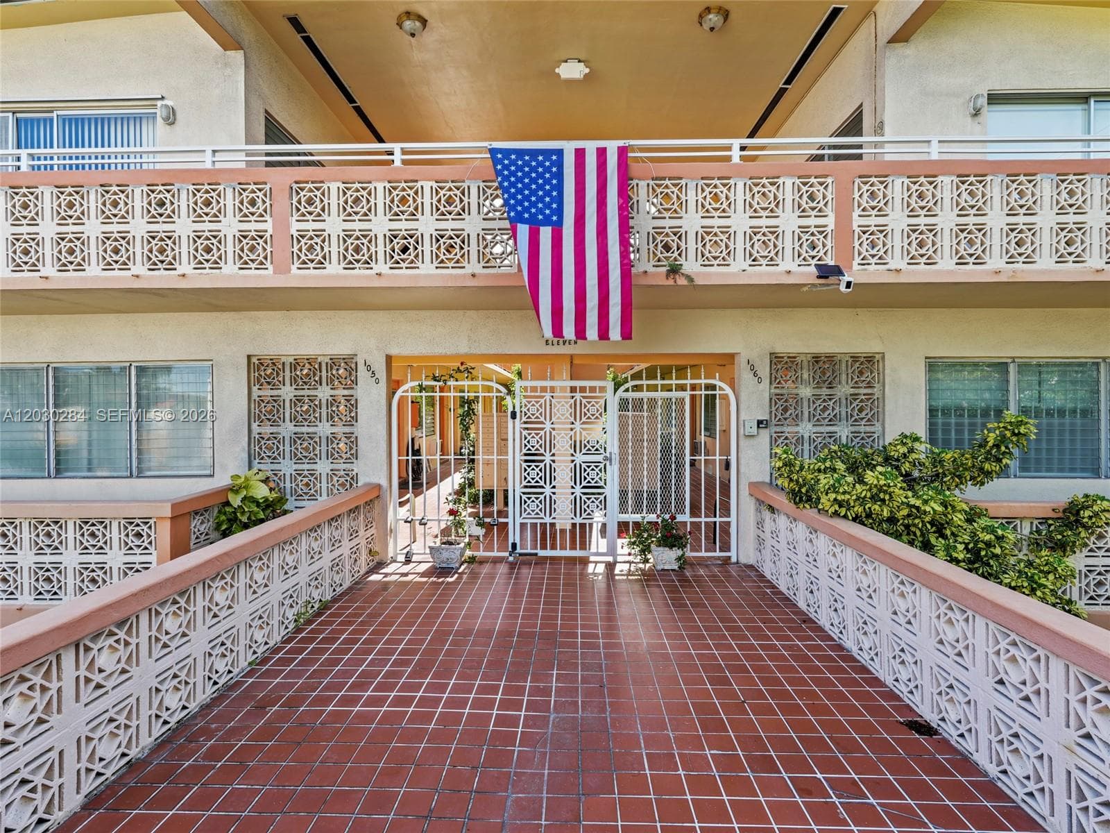 1050 Pennsylvania Ave # 11, Miami Beach FL 33139 — 8