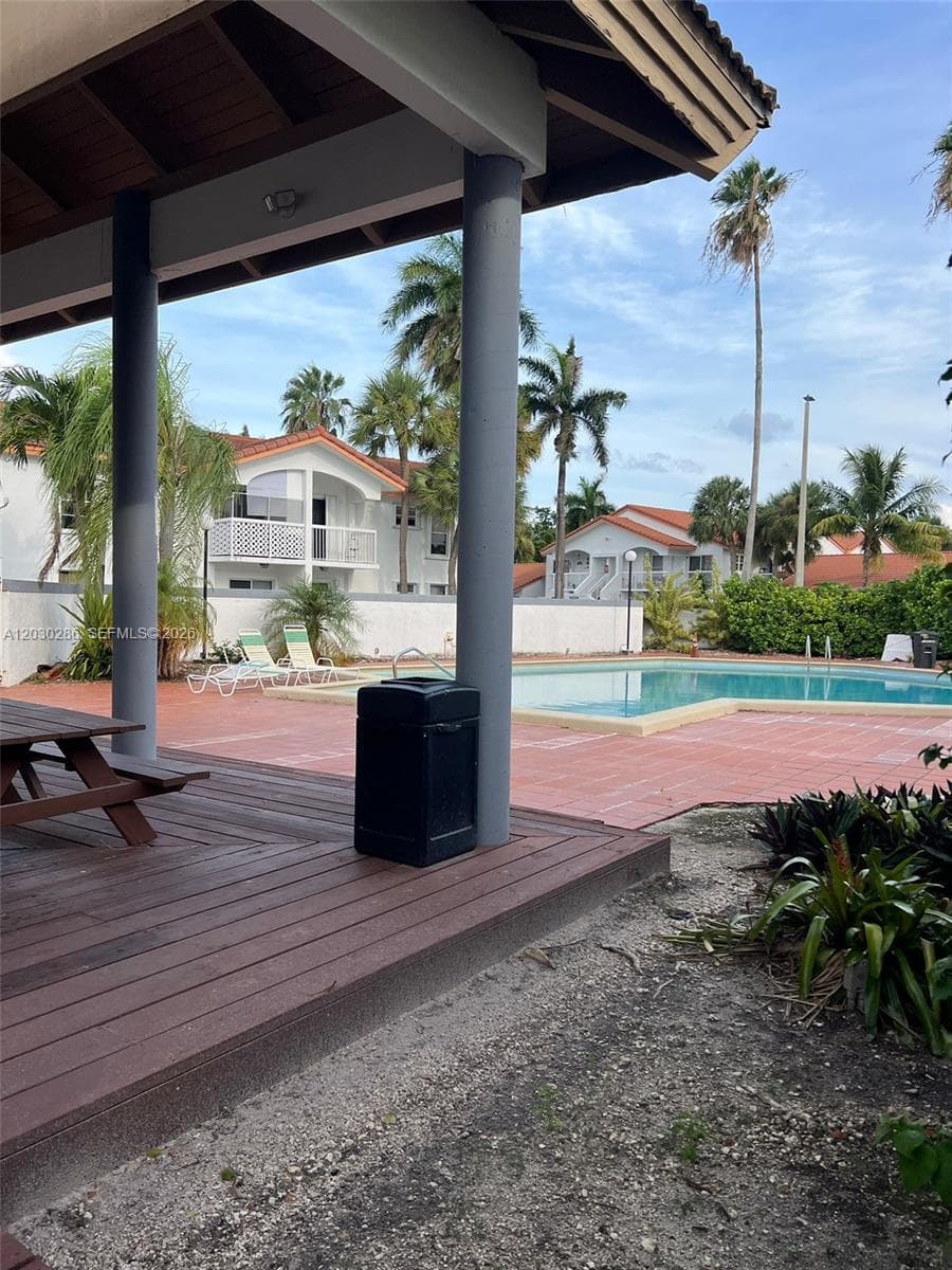 15315 SW 76th Ter # 207, Miami FL 33193 — 11