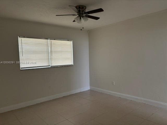 2815 NE 201st Ter # L220, Aventura FL 33180 — 5