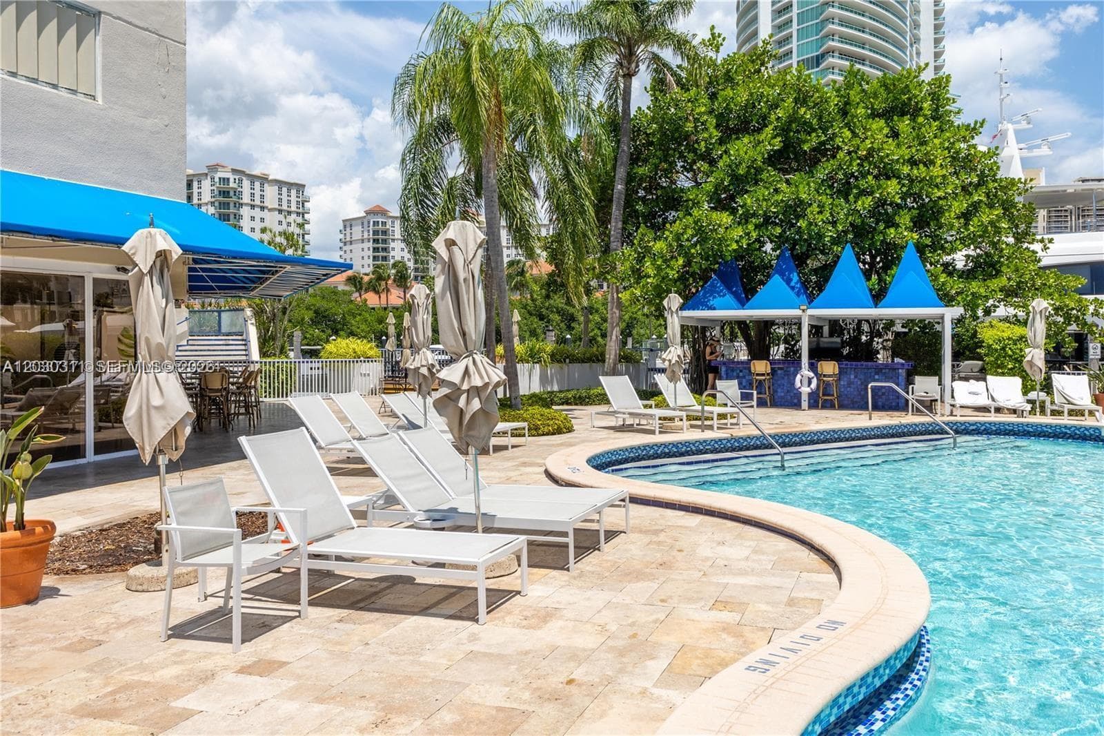 19707 Turnberry Way # 16C, Aventura FL 33180 — 19