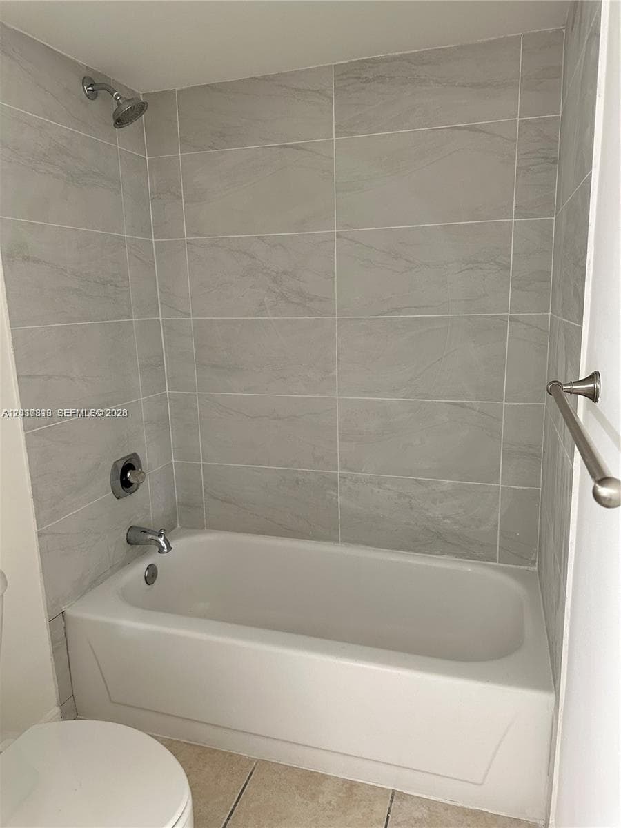 9607 SW 138th Ave, Miami FL 33186 — 11