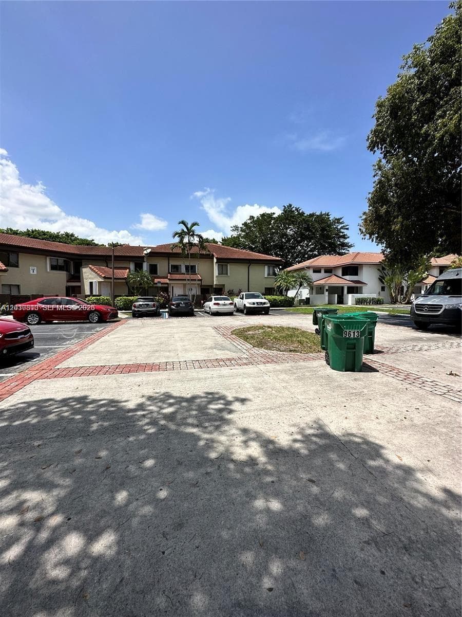 9607 SW 138th Ave, Miami FL 33186 — 25