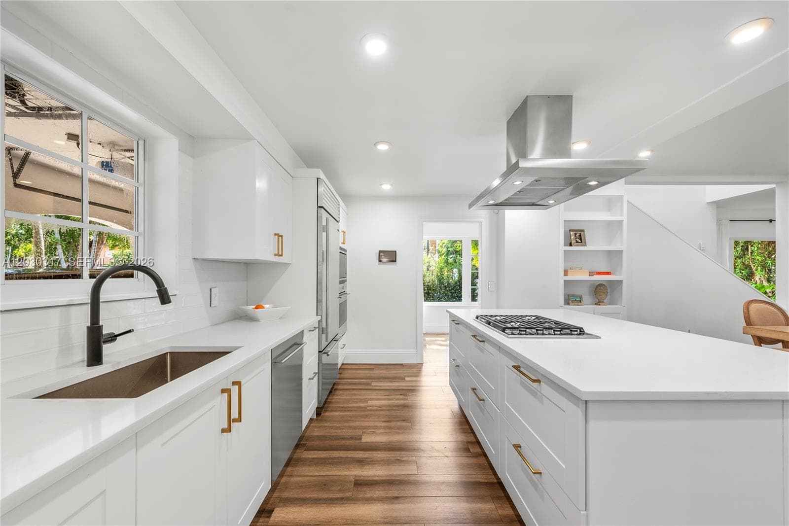 5236 Pine Tree Dr, Miami Beach FL 33140 — 14